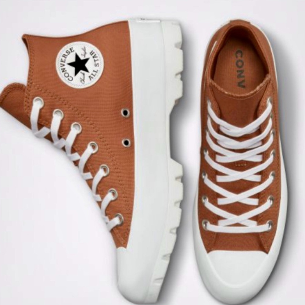NEW Converse Chuck Taylor All Star Lugged Women’s High Top (size 7.5, Euro 38)